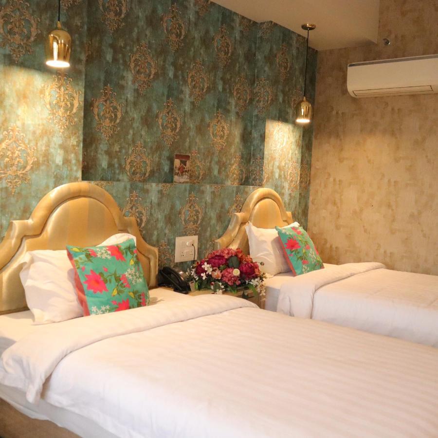 Hotel Casa Aishbagh ラクナウ エクステリア 写真