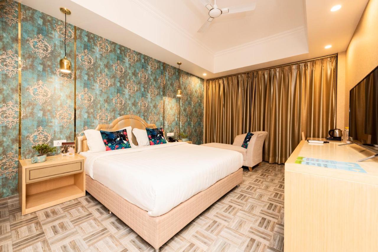Hotel Casa Aishbagh ラクナウ エクステリア 写真