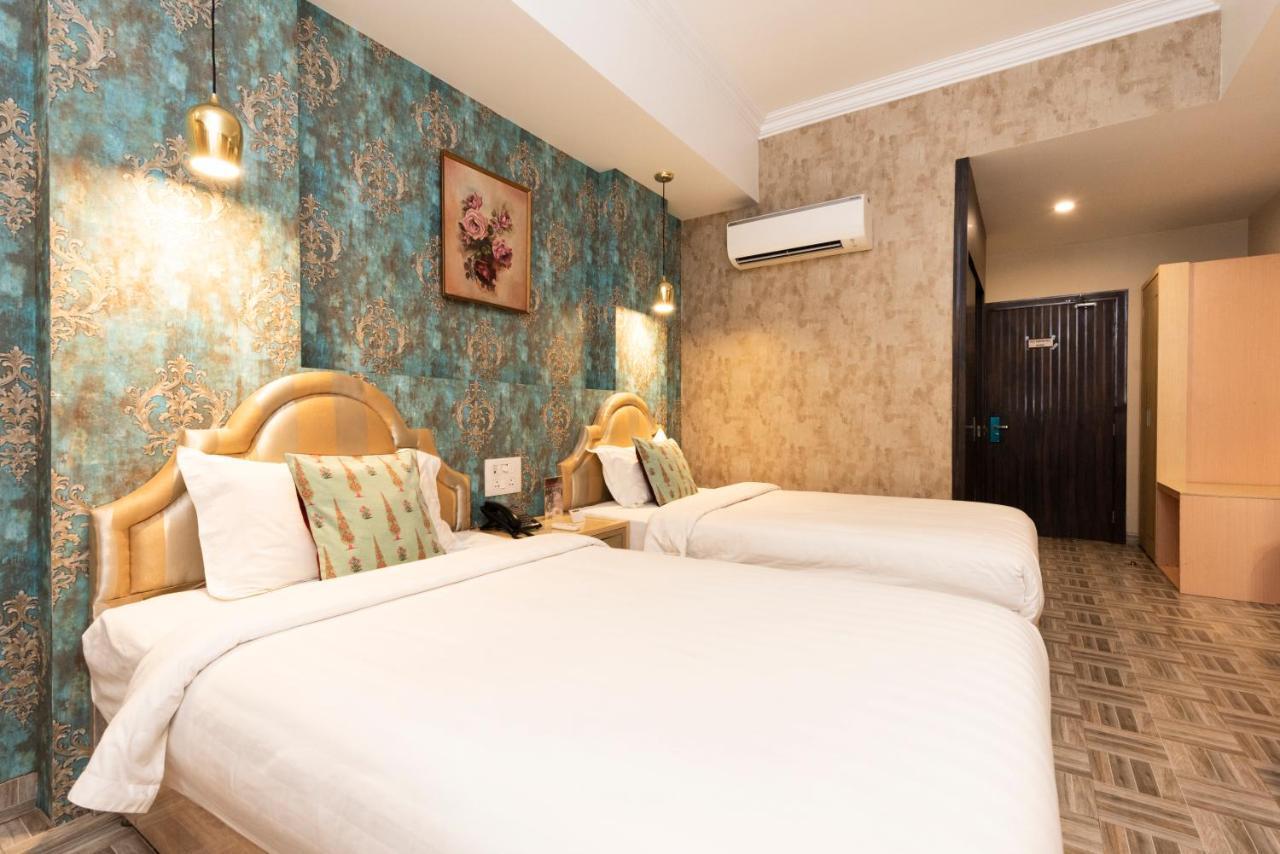 Hotel Casa Aishbagh ラクナウ エクステリア 写真