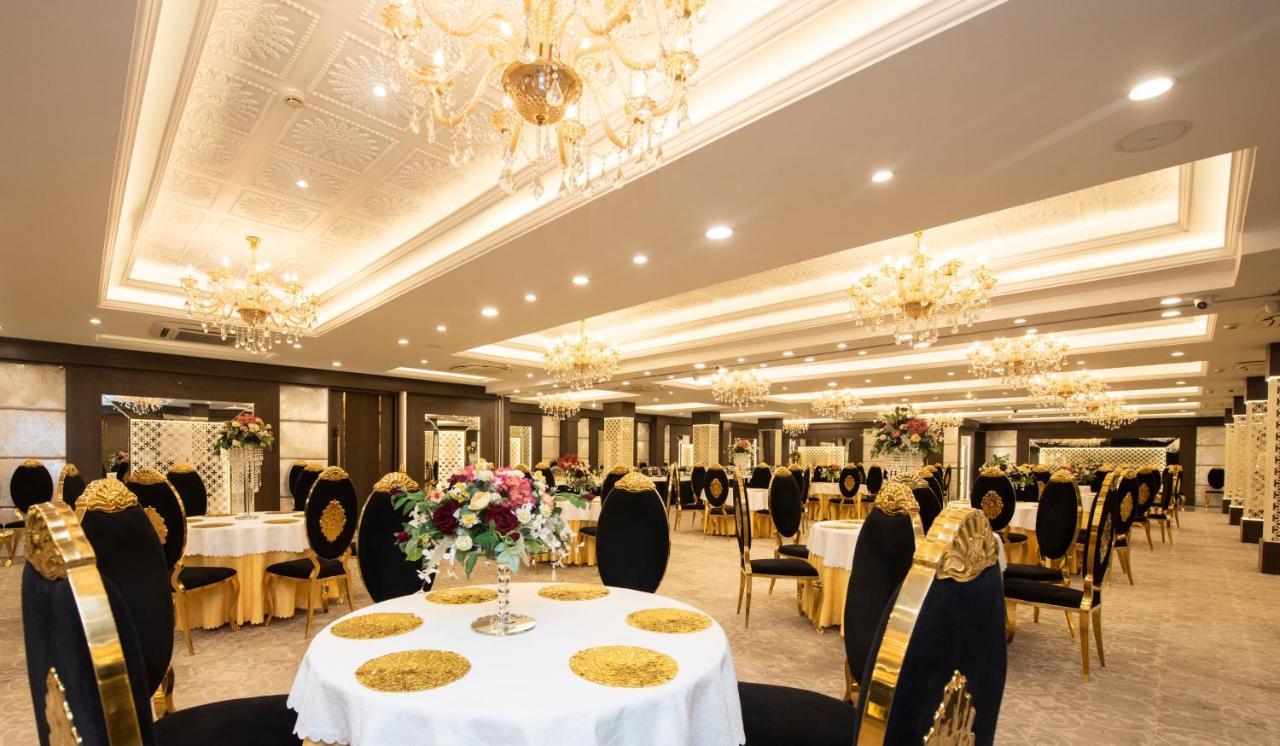 Hotel Casa Aishbagh ラクナウ エクステリア 写真